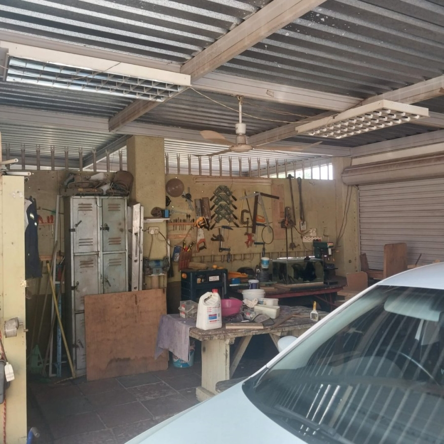 7 Bedroom Property for Sale in Carters Glen Northern Cape